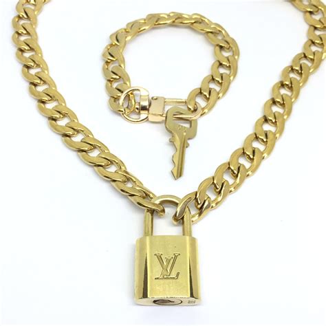 louis vuitton chain necklace lock|louis vuitton lockit necklace.